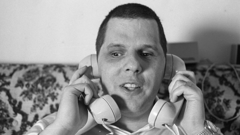 A still from the film JOYBUBBLES